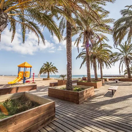 Apartment Pet Friendly In With Swimming Pool *